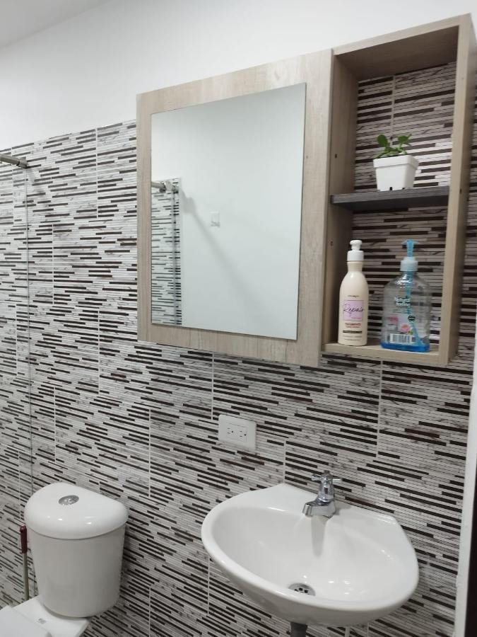 Apartamento Balcon De La Esperanza Guatape Bagian luar foto